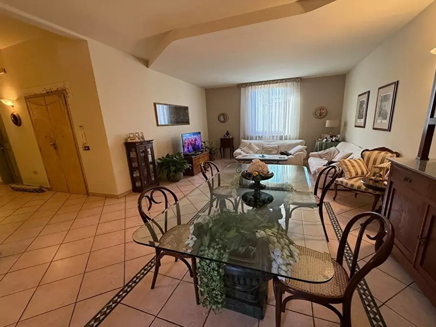 Immagine 4 di Appartamento in vendita  a Certaldo