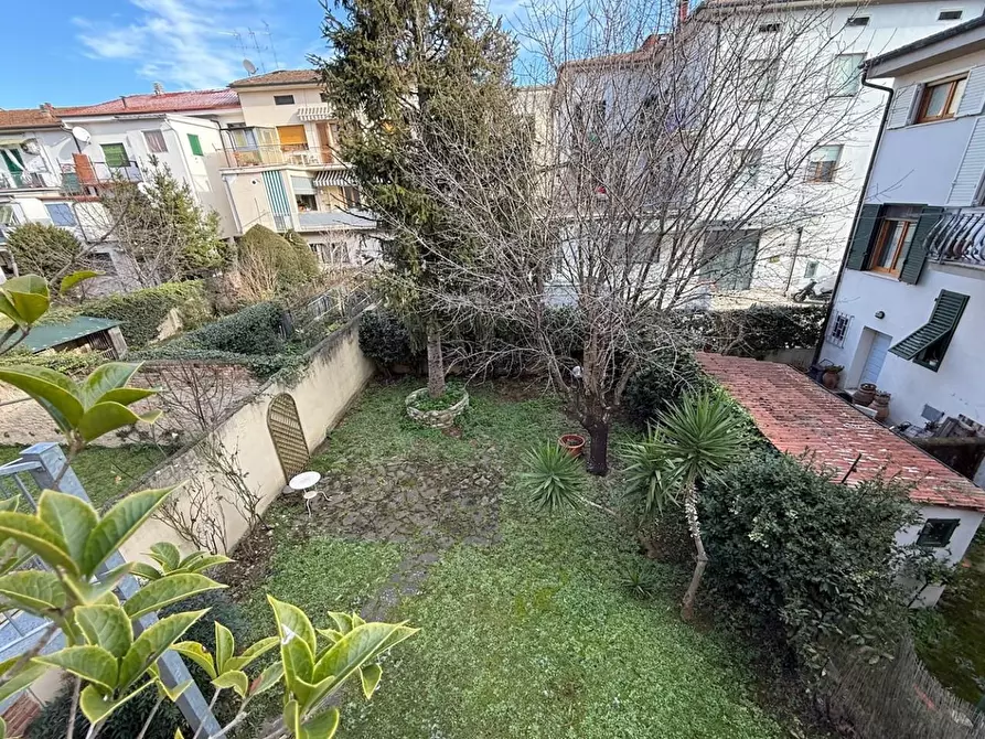 Immagine 16 di Appartamento in vendita  a Certaldo