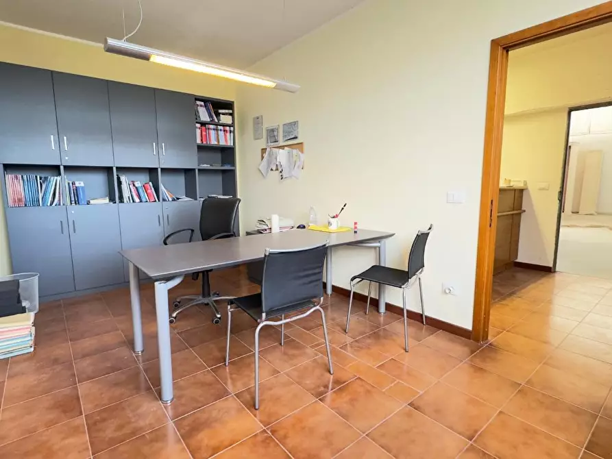 Immagine 7 di Attività artigianale in vendita  a Ponsacco