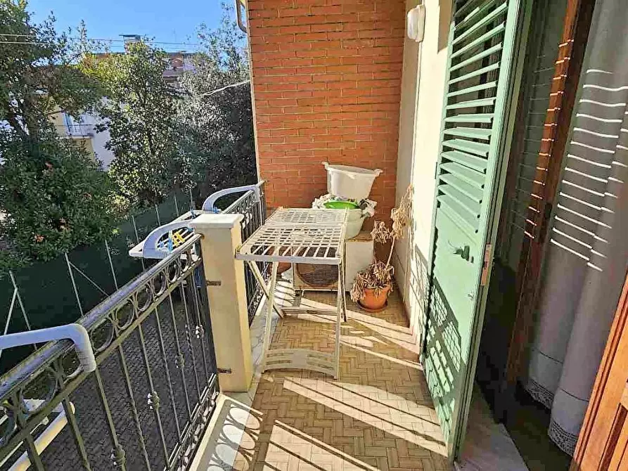 Immagine 18 di Appartamento in vendita  a Massa