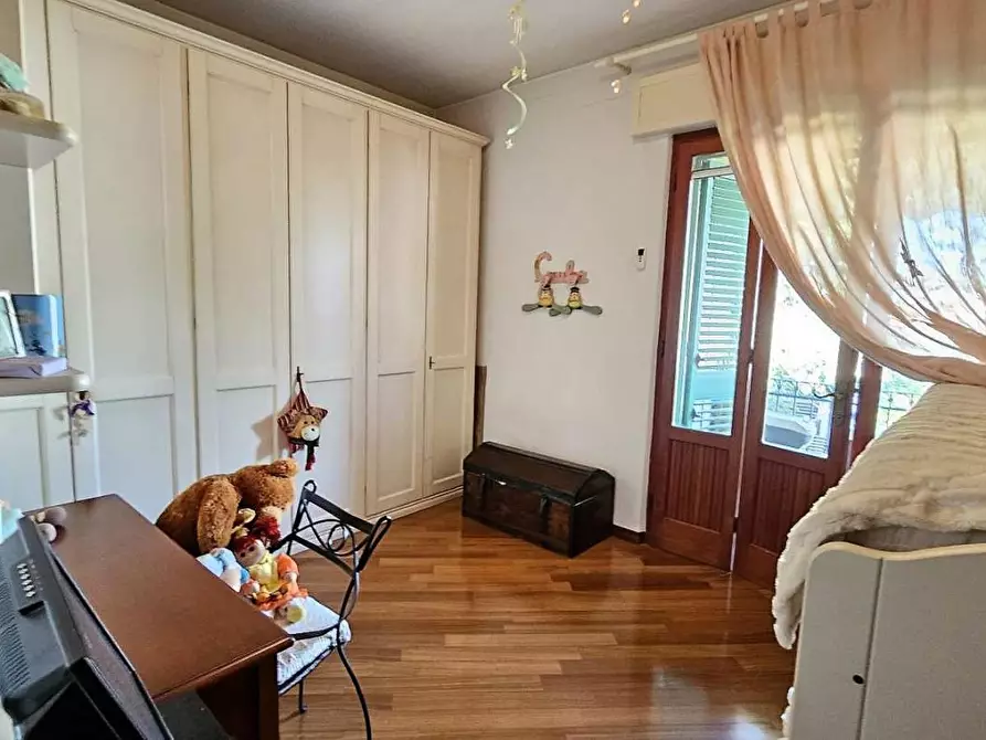 Immagine 14 di Appartamento in vendita  a Massa