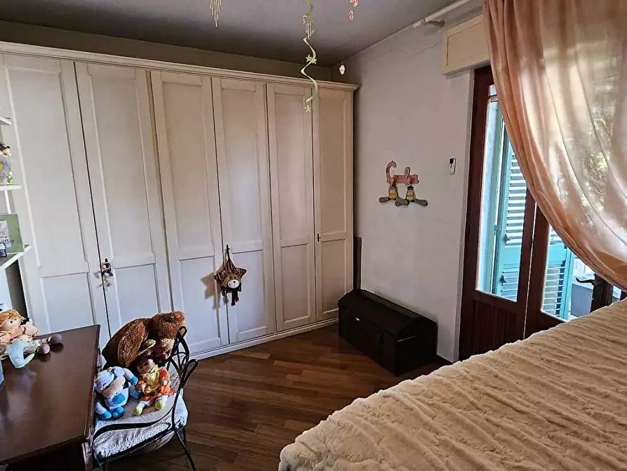 Immagine 15 di Appartamento in vendita  a Massa