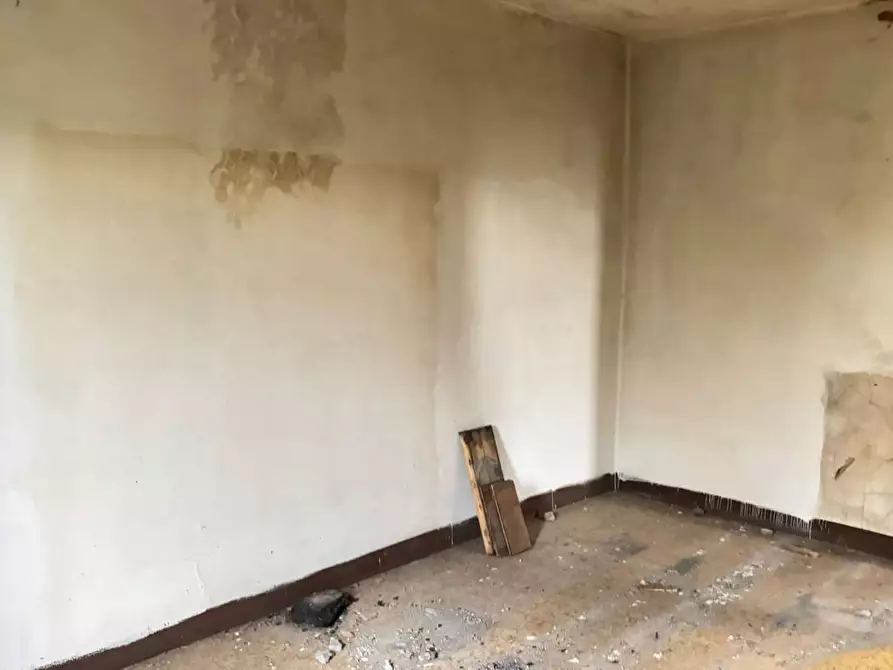 Immagine 19 di Terratetto in vendita  a Pescia