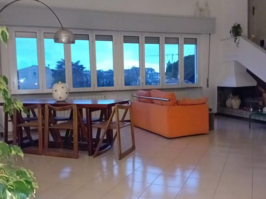 Immagine 2 di Appartamento in vendita  a Pisa