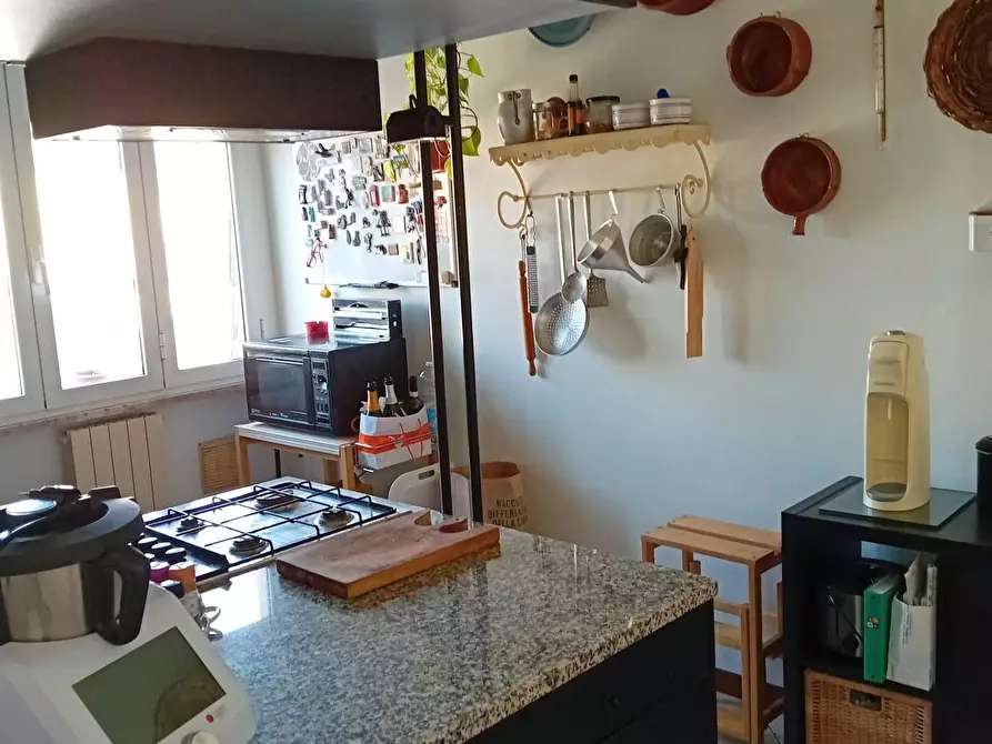 Immagine 21 di Appartamento in vendita  a Pisa