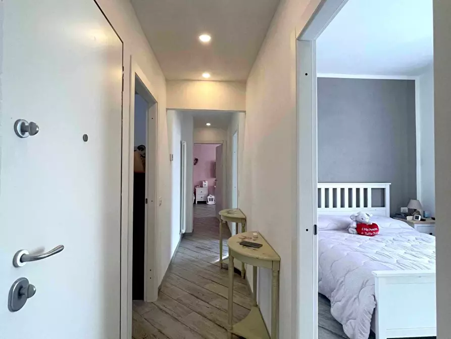 Immagine 12 di Casa semindipendente in vendita  a Beverino