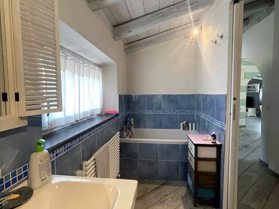 Immagine 28 di Casa semindipendente in vendita  a Beverino