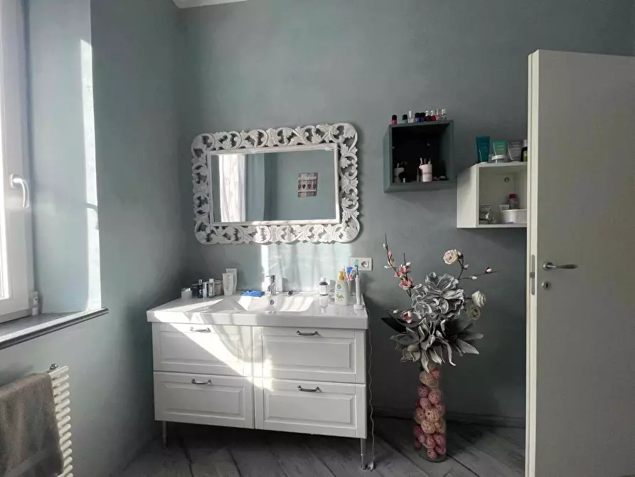 Immagine 24 di Casa semindipendente in vendita  a Beverino