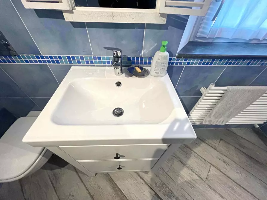 Immagine 29 di Casa semindipendente in vendita  a Beverino