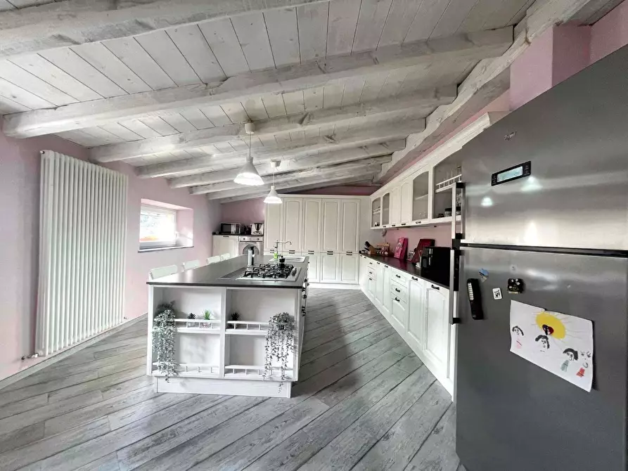 Immagine 6 di Casa semindipendente in vendita  a Beverino