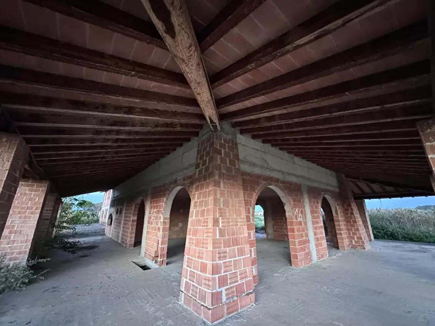 Immagine 3 di Casa colonica in vendita  a Santa Maria A Monte