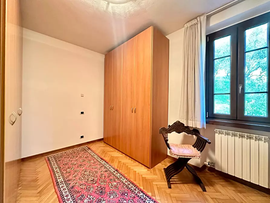 Immagine 32 di Villa in vendita  a Camaiore