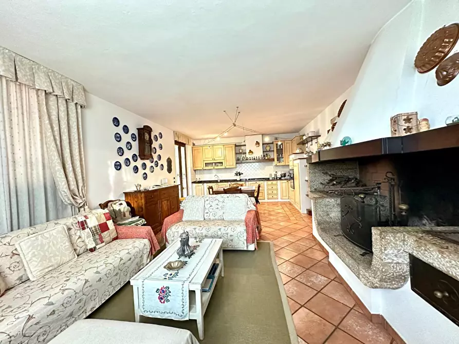 Immagine 16 di Villa in vendita  a Camaiore