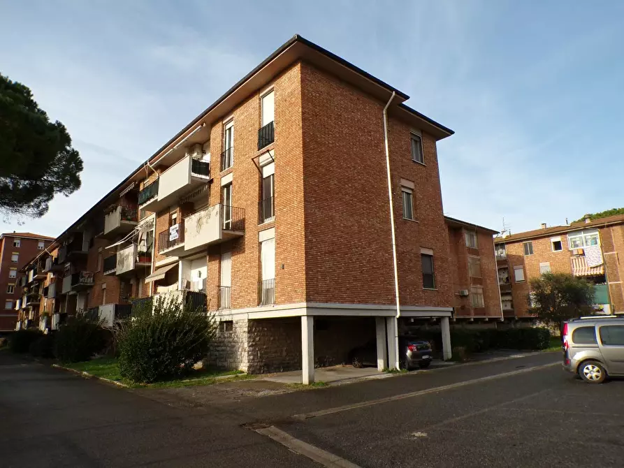 Immagine 2 di Appartamento in vendita  a Pisa