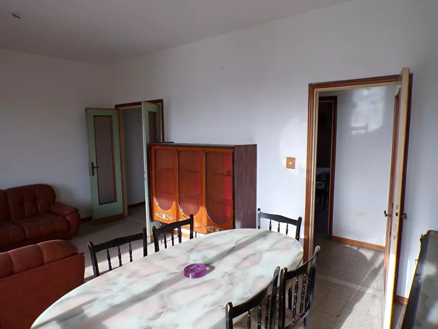 Immagine 11 di Appartamento in vendita  a Pisa