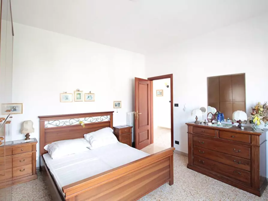 Immagine 25 di Villa in vendita  a Casciana Terme Lari