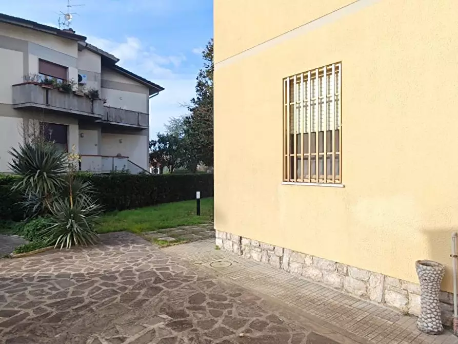 Immagine 4 di Villa in vendita  a Casciana Terme Lari