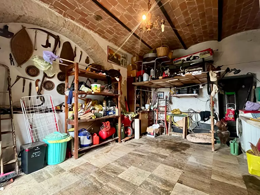 Immagine 18 di Appartamento in vendita  a Asciano