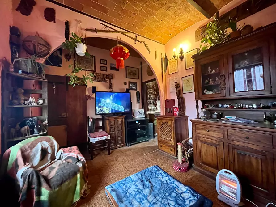 Immagine 5 di Appartamento in vendita  a Asciano