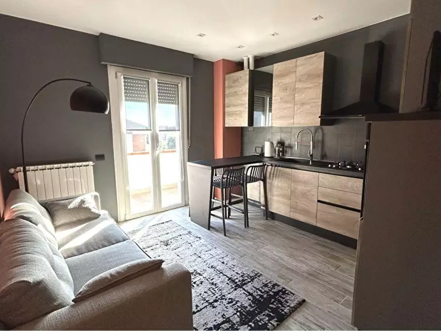 Immagine 8 di Appartamento in vendita  a Ortonovo