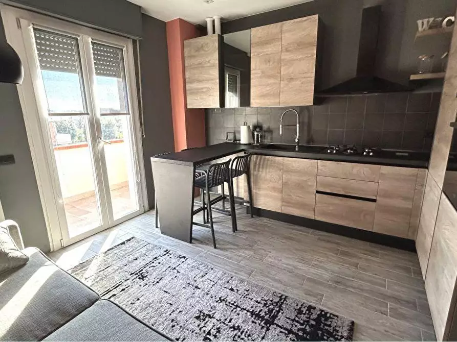 Immagine 6 di Appartamento in vendita  a Ortonovo