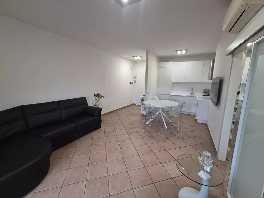 Immagine 8 di Appartamento in vendita  a Siena