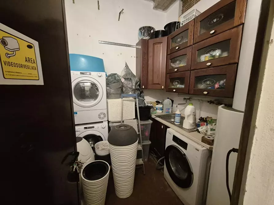 Immagine 26 di Appartamento in vendita  a Siena