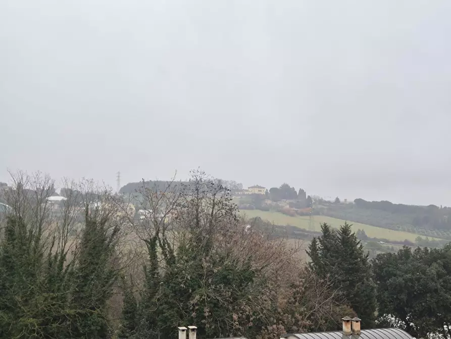 Immagine 21 di Appartamento in vendita  a Siena