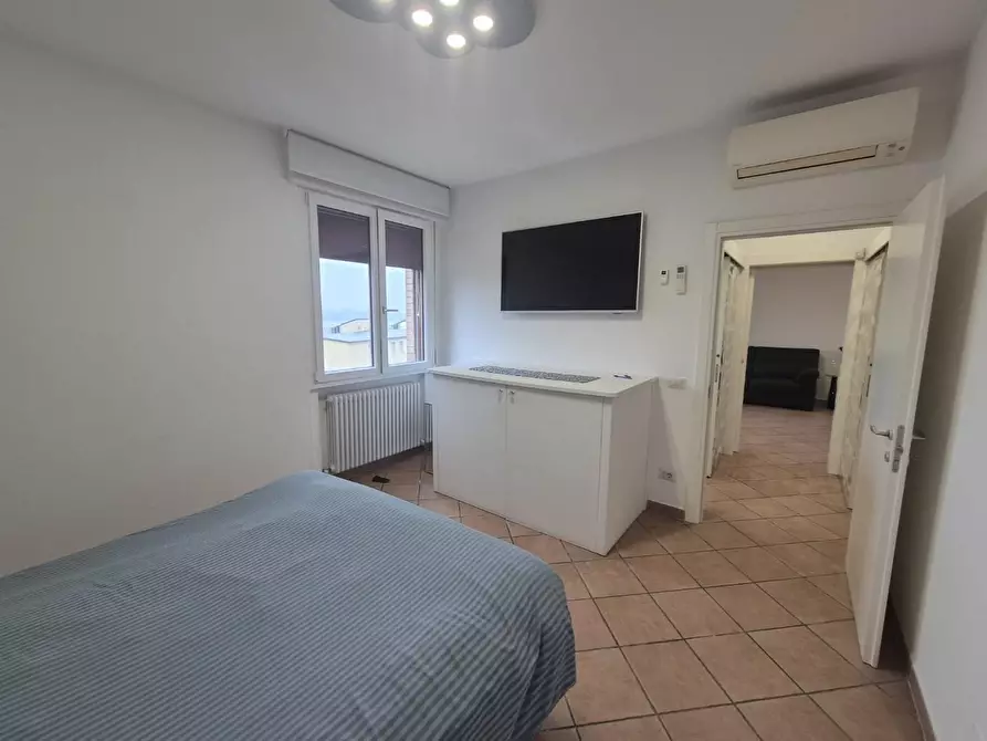 Immagine 17 di Appartamento in vendita  a Siena