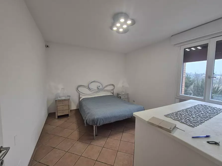 Immagine 11 di Appartamento in vendita  a Siena