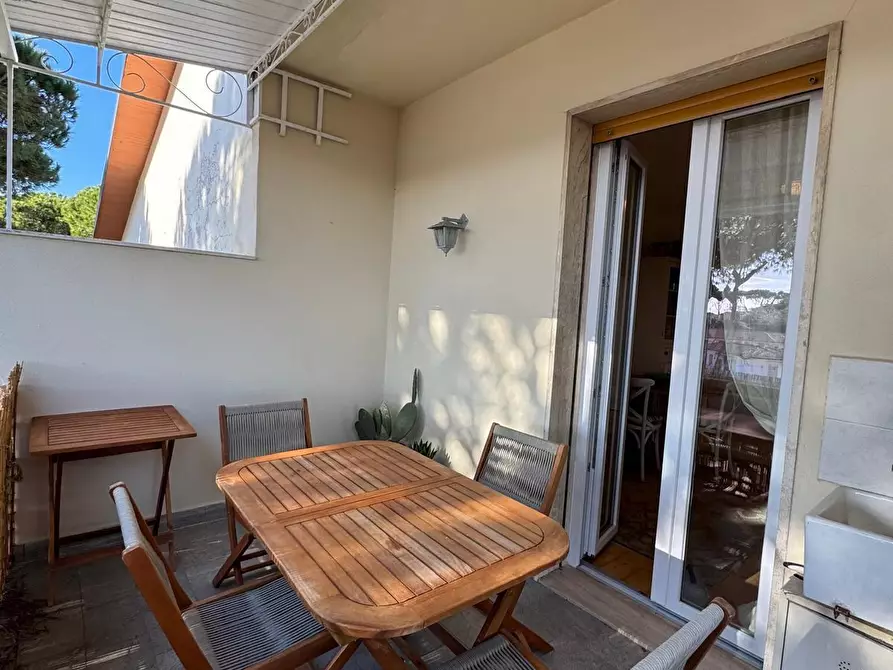 Immagine 14 di Appartamento in vendita  a Montignoso