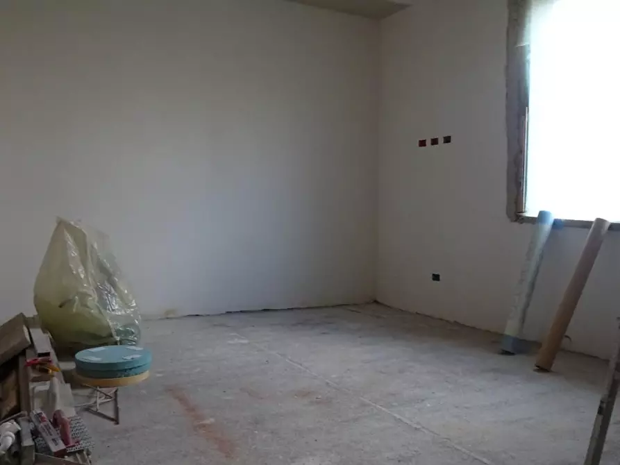 Immagine 39 di Terratetto in vendita  a Cascina