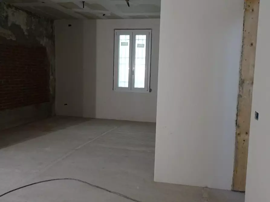 Immagine 16 di Terratetto in vendita  a Cascina