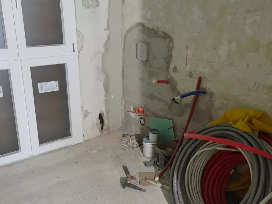 Immagine 27 di Terratetto in vendita  a Cascina