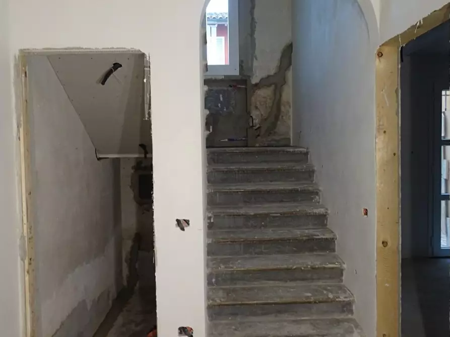 Immagine 13 di Terratetto in vendita  a Cascina