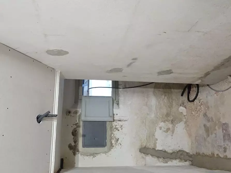 Immagine 29 di Terratetto in vendita  a Cascina