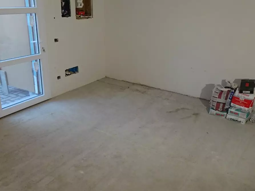 Immagine 22 di Terratetto in vendita  a Cascina