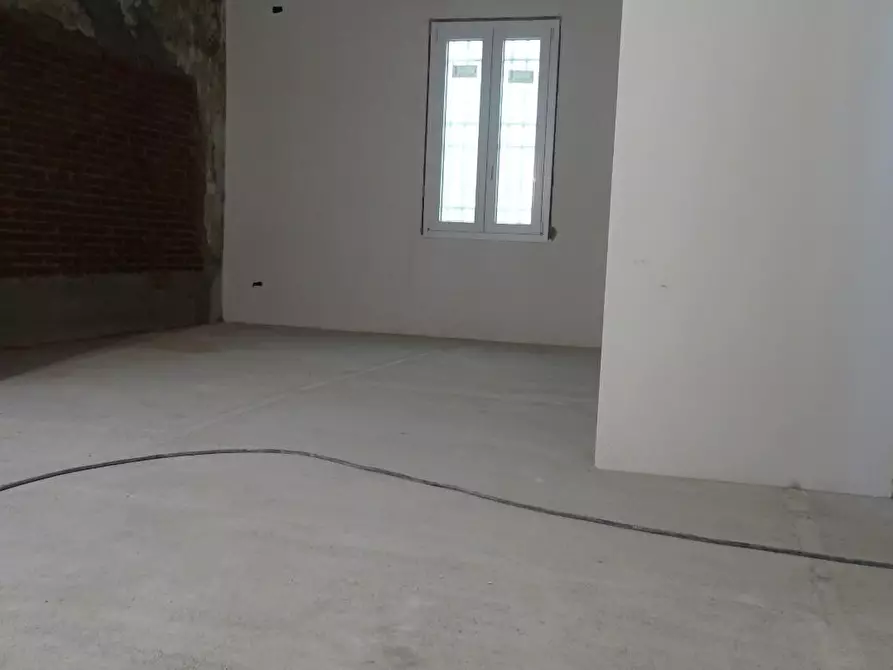 Immagine 18 di Terratetto in vendita  a Cascina