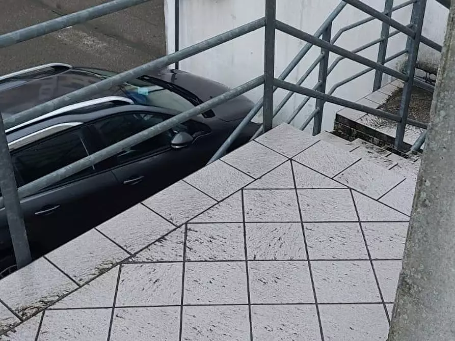 Immagine 6 di Garage in affitto  a Santa Croce Sull'arno