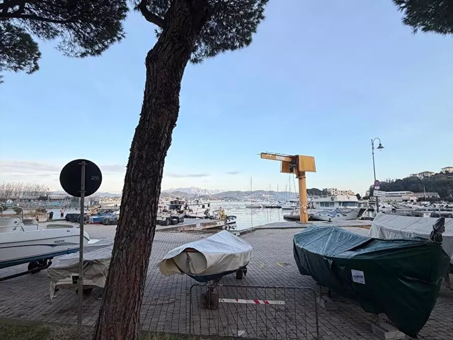 Immagine 11 di Appartamento in vendita  a Portovenere