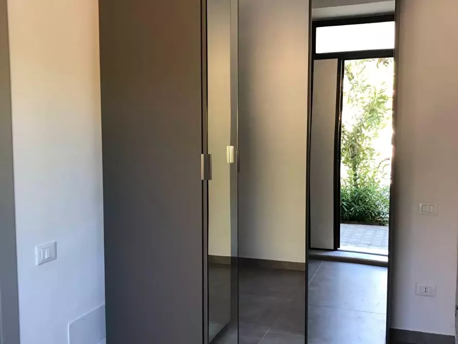 Immagine 7 di Appartamento in affitto  a Carrara