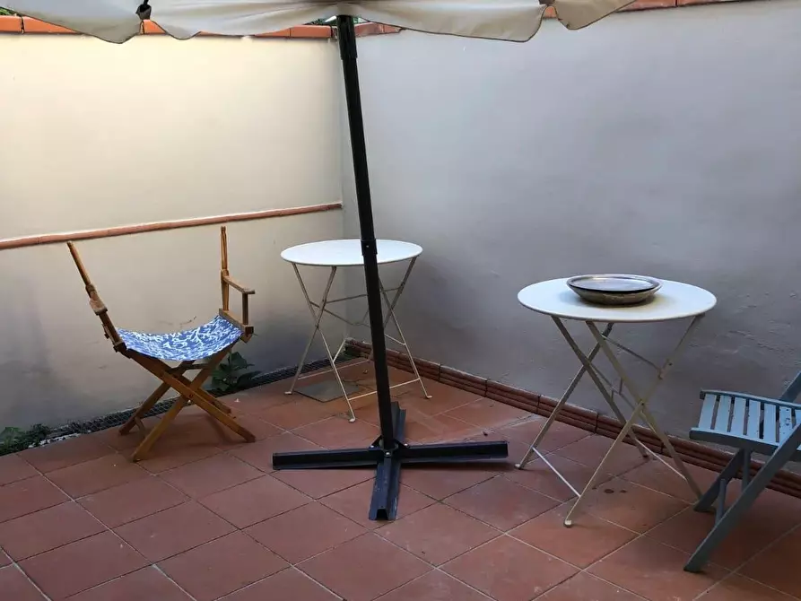 Immagine 10 di Appartamento in affitto  a Carrara