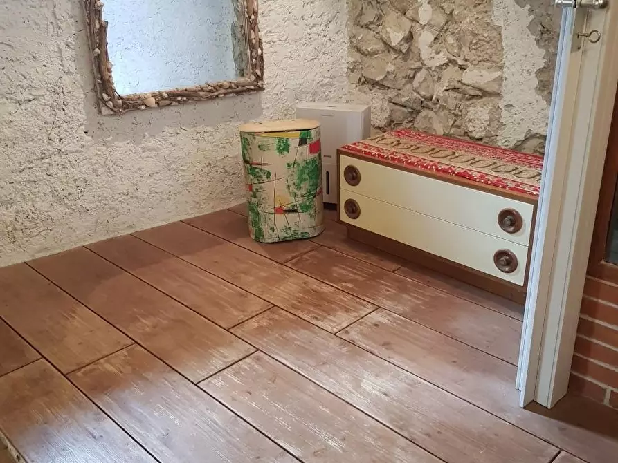 Immagine 13 di Villa in vendita  a Carrara