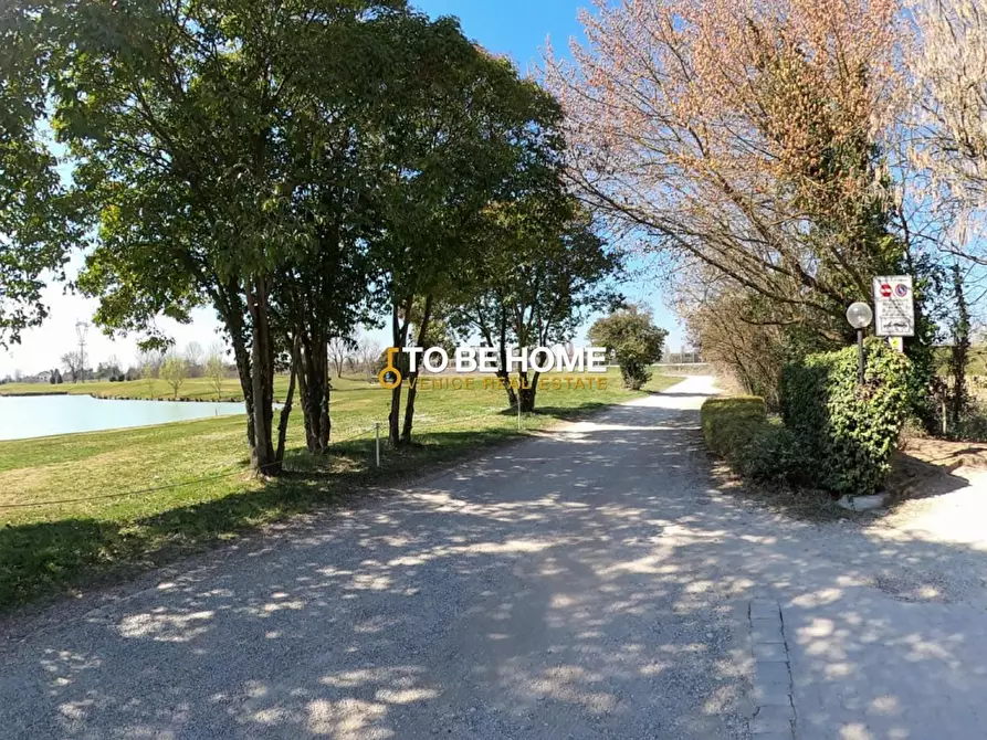 Immagine 17 di Appartamento in vendita  a Martellago