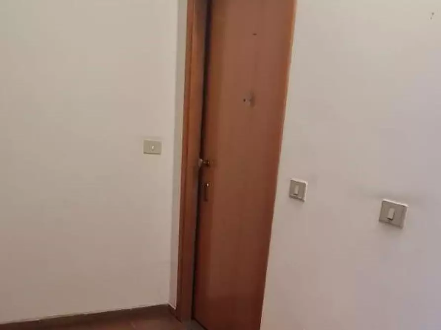 Immagine 6 di Appartamento in vendita  a Livorno