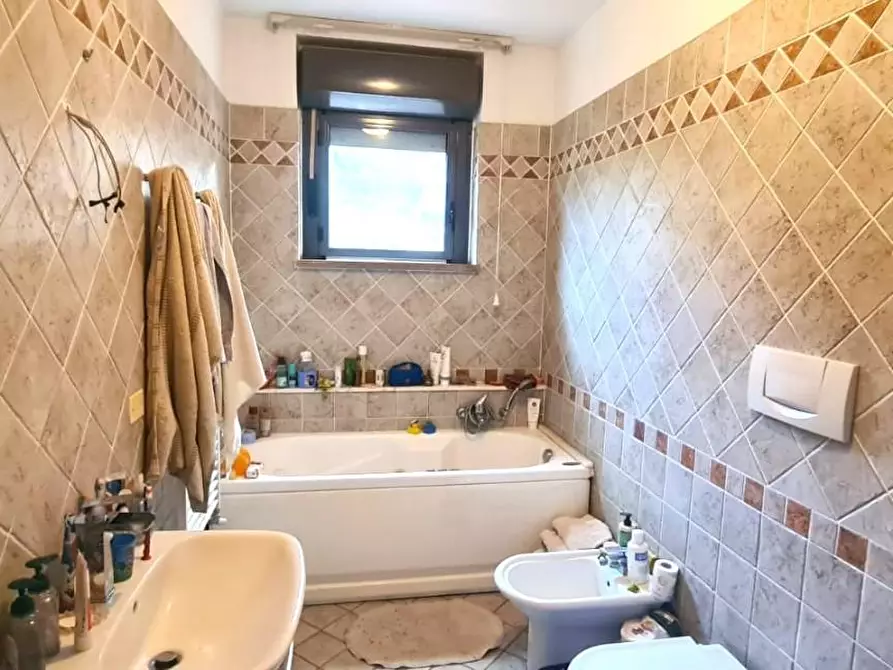 Immagine 15 di Appartamento in vendita  a Livorno