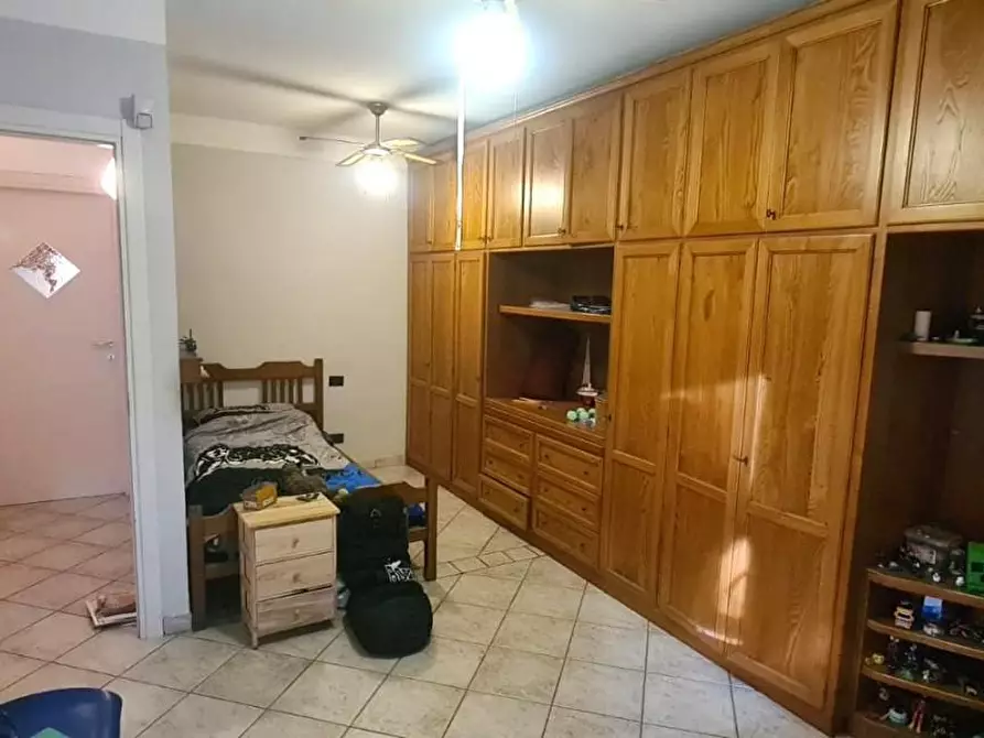 Immagine 12 di Appartamento in vendita  a Livorno