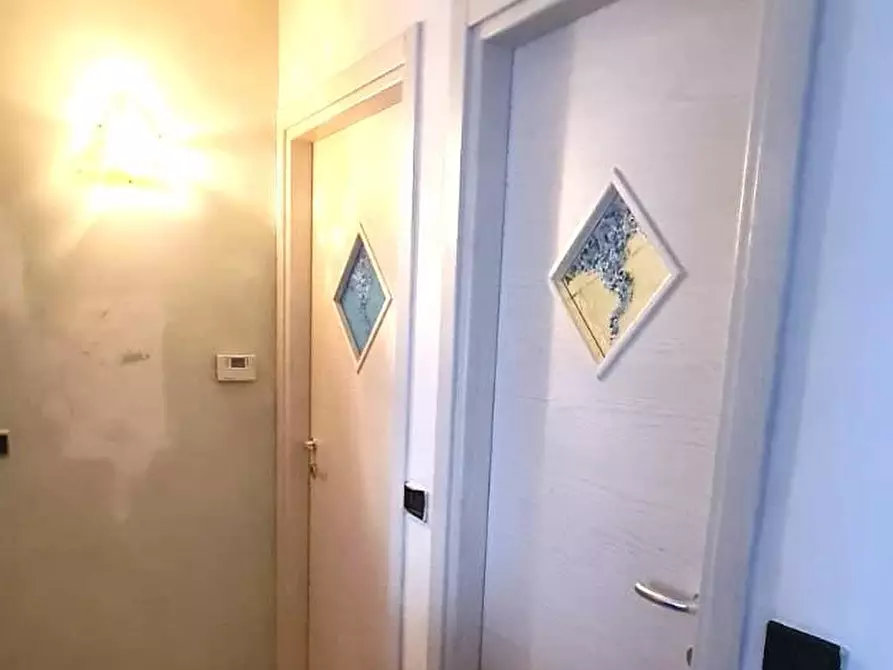 Immagine 17 di Appartamento in vendita  a Livorno