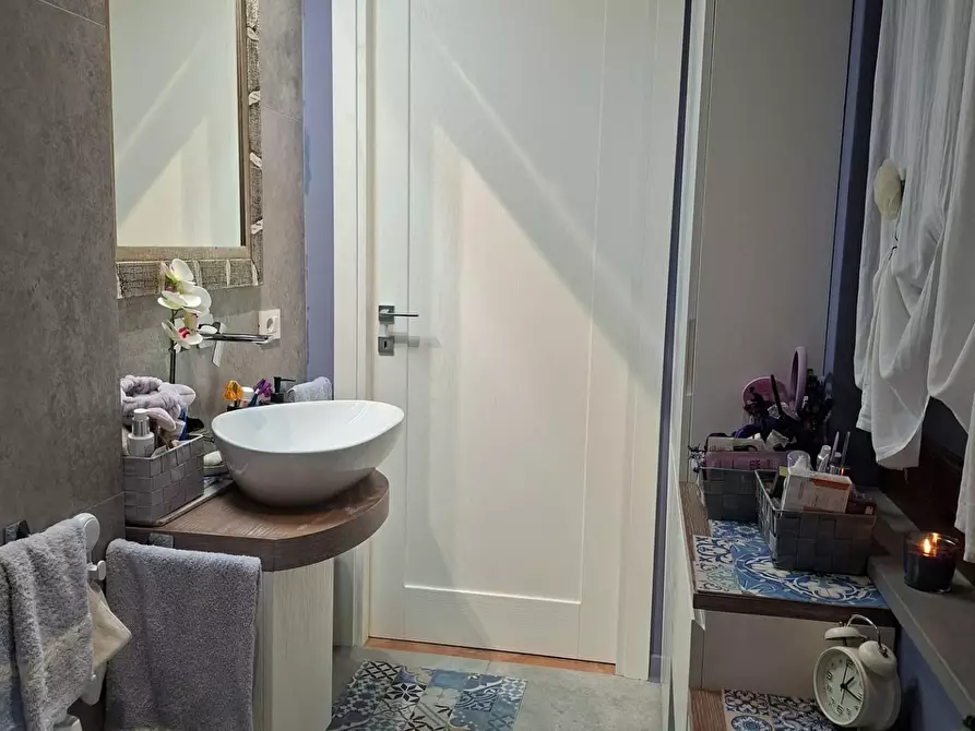 Immagine 14 di Appartamento in vendita  a Collesalvetti