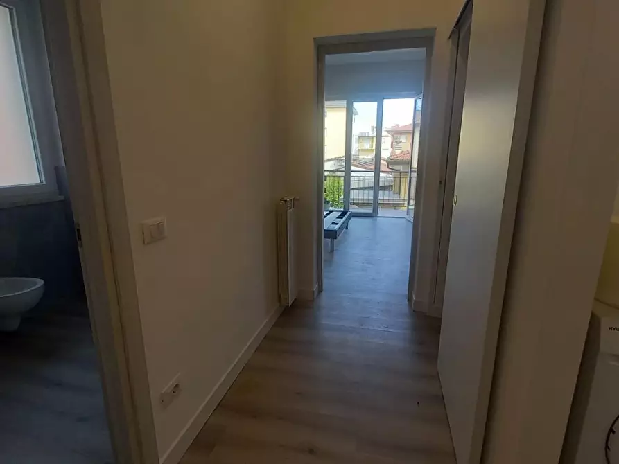 Immagine 19 di Appartamento in affitto  a Camaiore